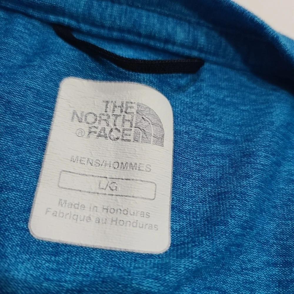 The North Face Men's Blue T-Shirt Sz.L/G